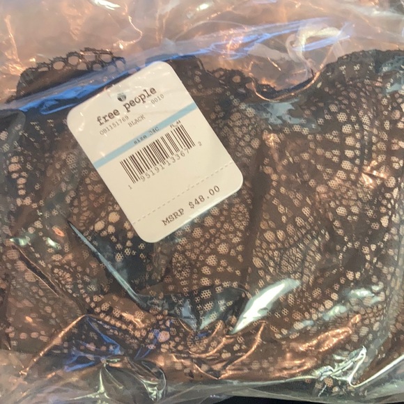 Intimately Free People Starla Lace Underwire Bra - Picture 3 of 6